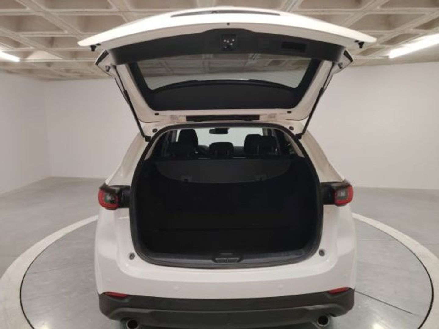 Mazda CX-5 2.0 MHEV Center-Line Plus 121 kW (165 CV)
