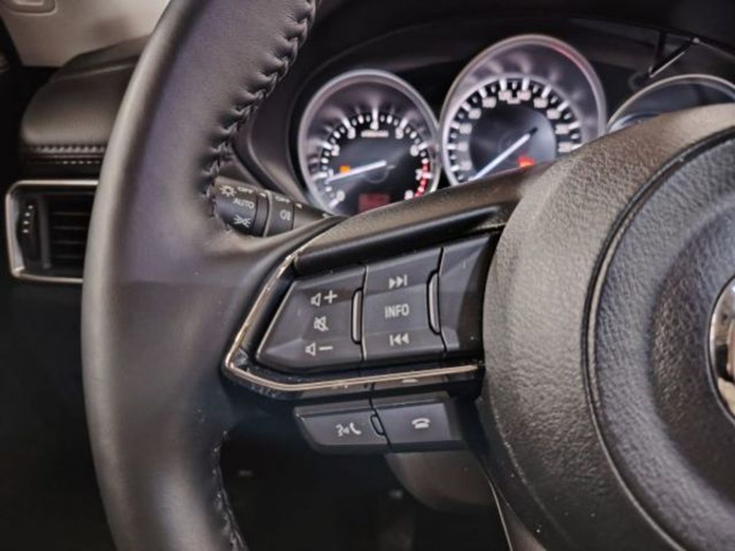 Mazda CX-5 2.0 MHEV Center-Line Plus 121 kW (165 CV)