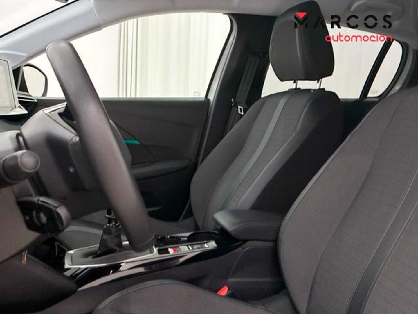 Peugeot 208 PureTech 100 Allure 75 kW (100 CV)