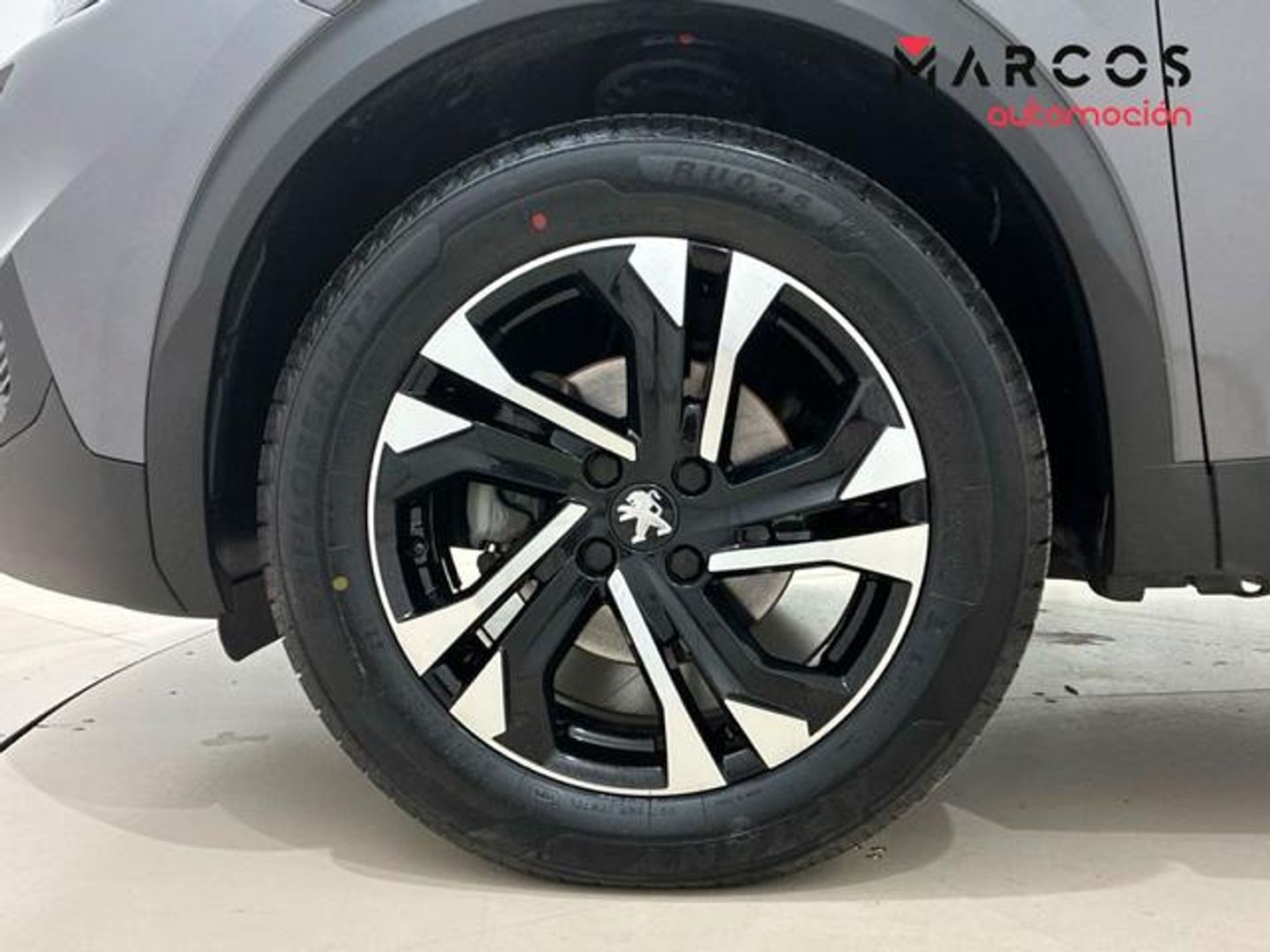 Peugeot 2008 PureTech 130 S&S Allure Pack EAT8 96 kW (130 CV)
