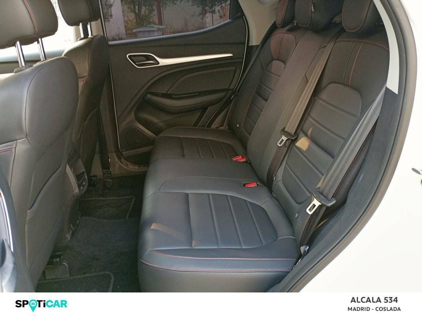 MG ZS 1.5 Luxury 78 kW (106 CV)