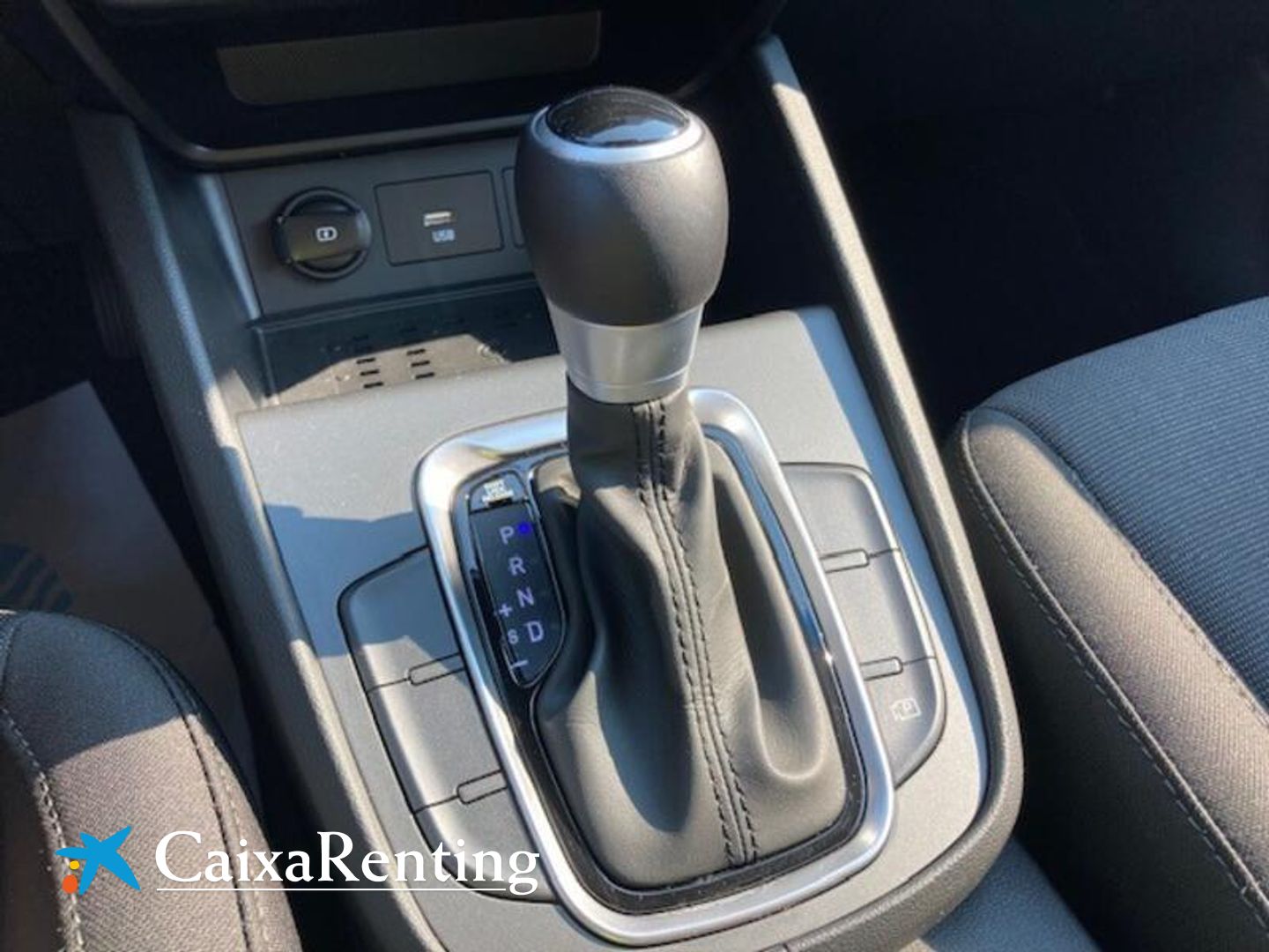 Hyundai Kona 1.6 GDI HEV Tecno 2C DCT 104 kW (141 CV)