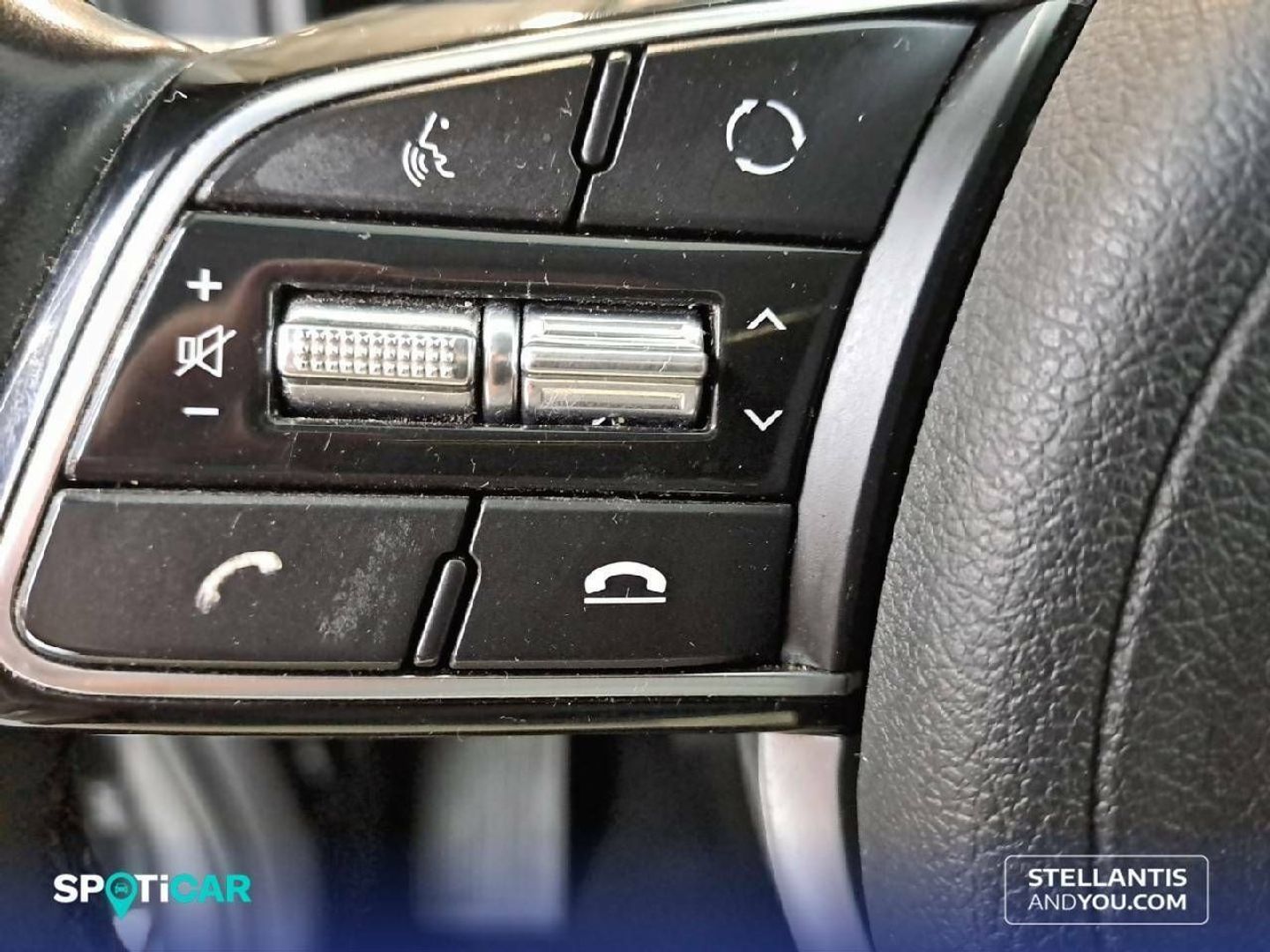 Kia Sportage 1.6 CRDi MHEV Drive Plus 4x2 100 kW (136 CV)