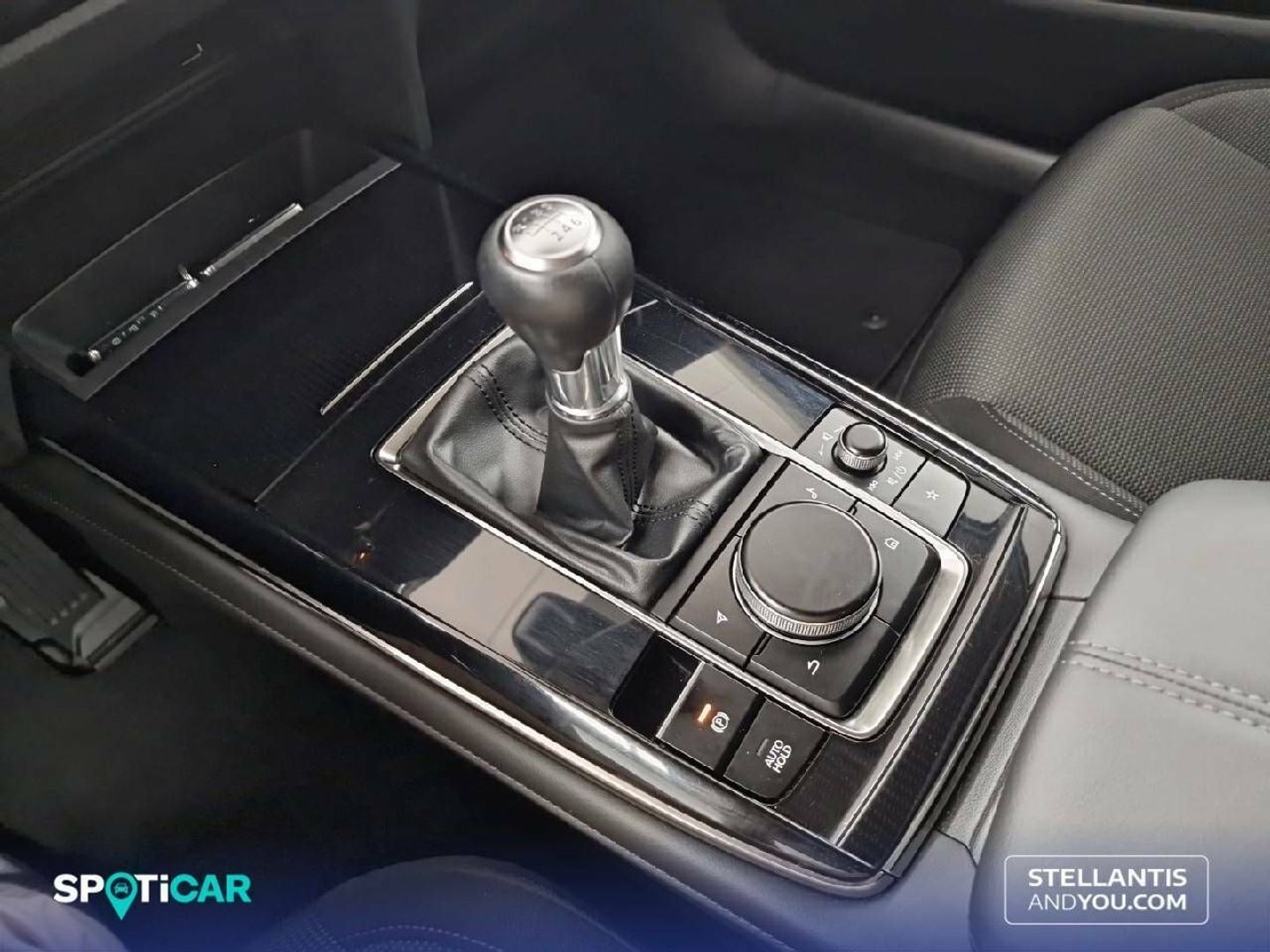 Mazda CX-30 2.0 e-Skyactiv-X Zenith 137 kW (186 CV)