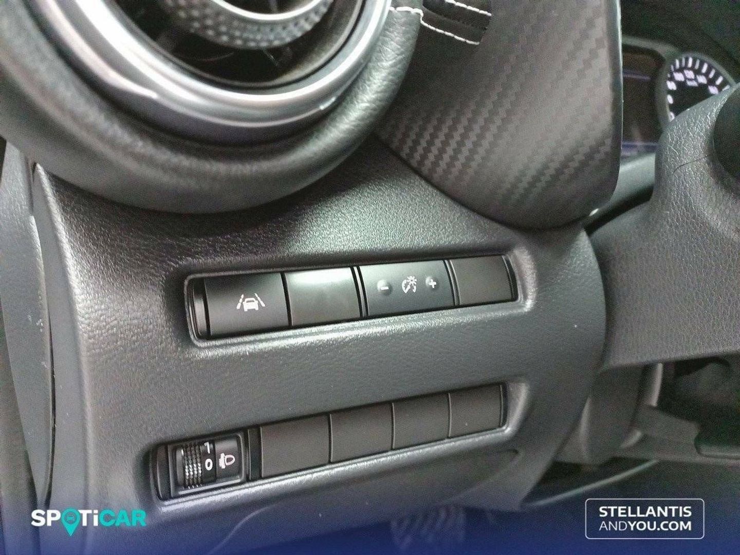 Nissan Juke 1.6 Hybrid N-Connecta Auto 105 kW (143 CV)