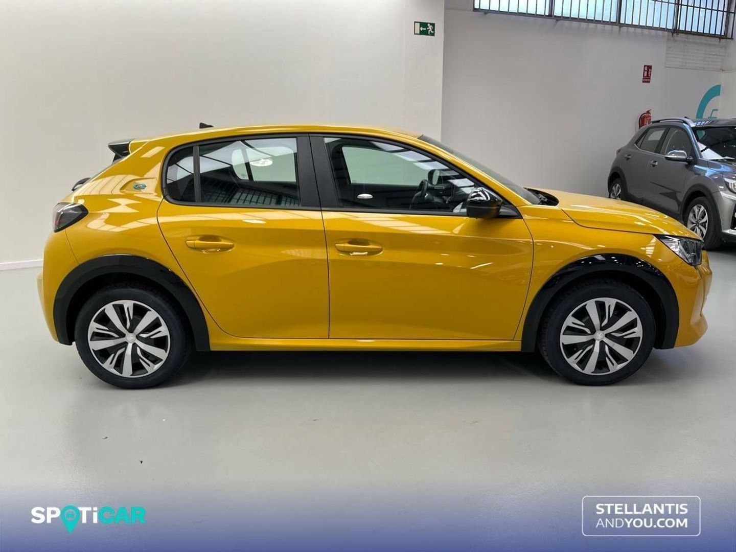 Peugeot e-208 Eléctrico Active 100 kW (136 CV)