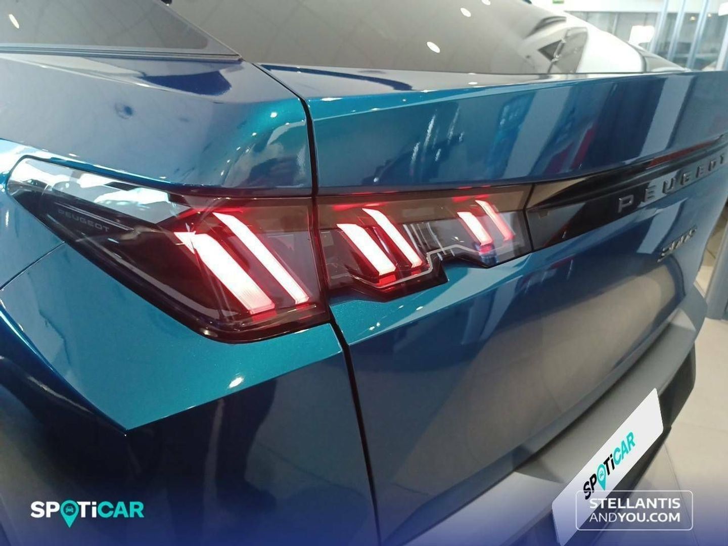 Peugeot 3008 Allure Hybrid eDCS6 100 kW (136 CV)