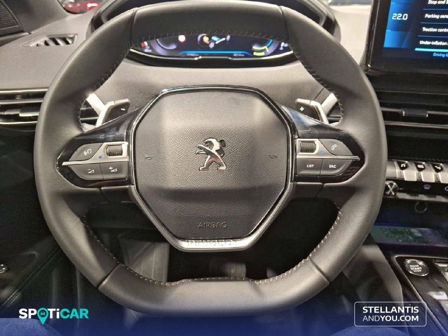 Peugeot 3008 Hybrid 136 Allure Pack eDCS6 100 kW (136 CV)