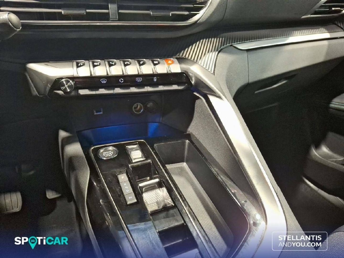 Peugeot 3008 Hybrid 136 Allure Pack eDCS6 100 kW (136 CV)