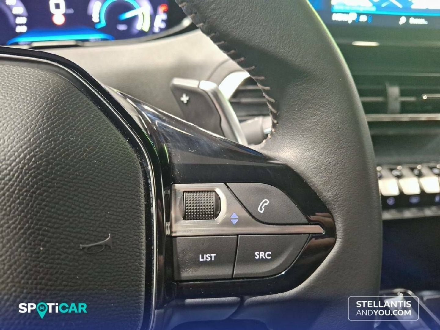Peugeot 3008 Hybrid 136 Allure Pack eDCS6 100 kW (136 CV)