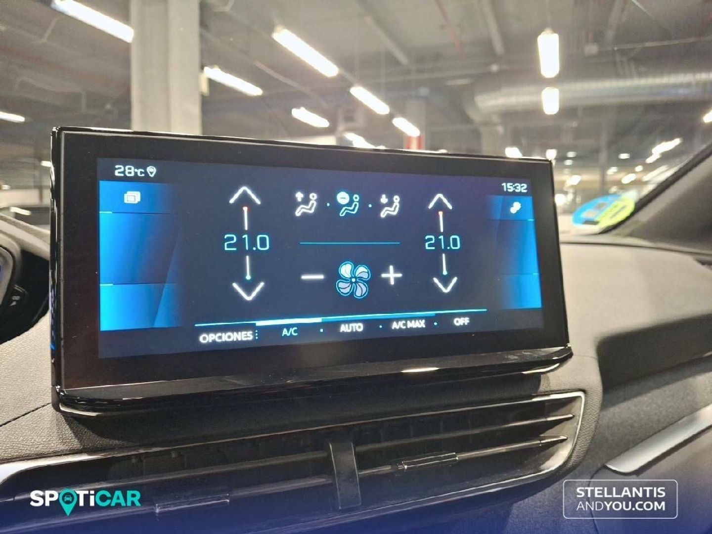 Peugeot 3008 Hybrid 136 Allure Pack eDCS6 100 kW (136 CV)