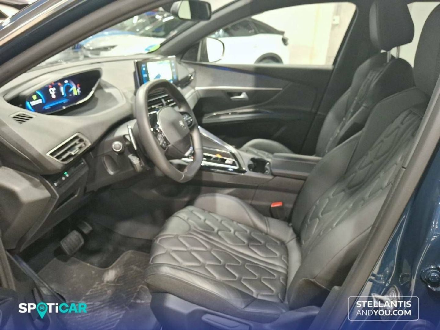 Peugeot 3008 Hybrid 136 Allure Pack eDCS6 100 kW (136 CV)
