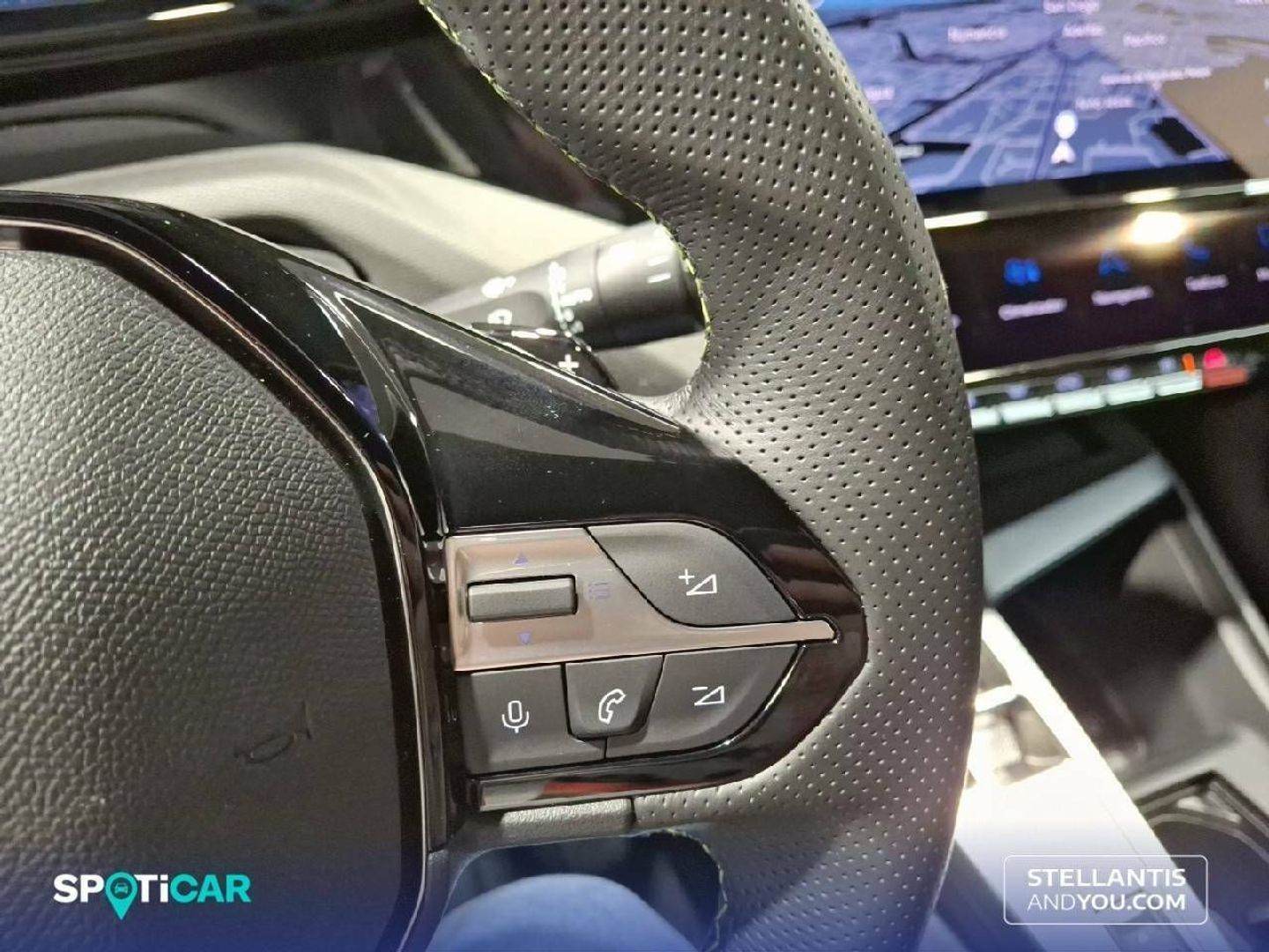 Peugeot 408 PHEV 225 GT e-EAT8 165 kW (224 CV)