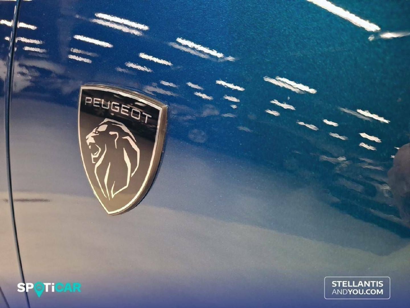 Peugeot 408 PHEV 225 GT e-EAT8 165 kW (224 CV)