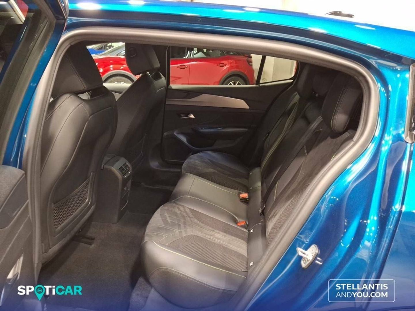 Peugeot 408 PHEV 225 GT e-EAT8 165 kW (224 CV)