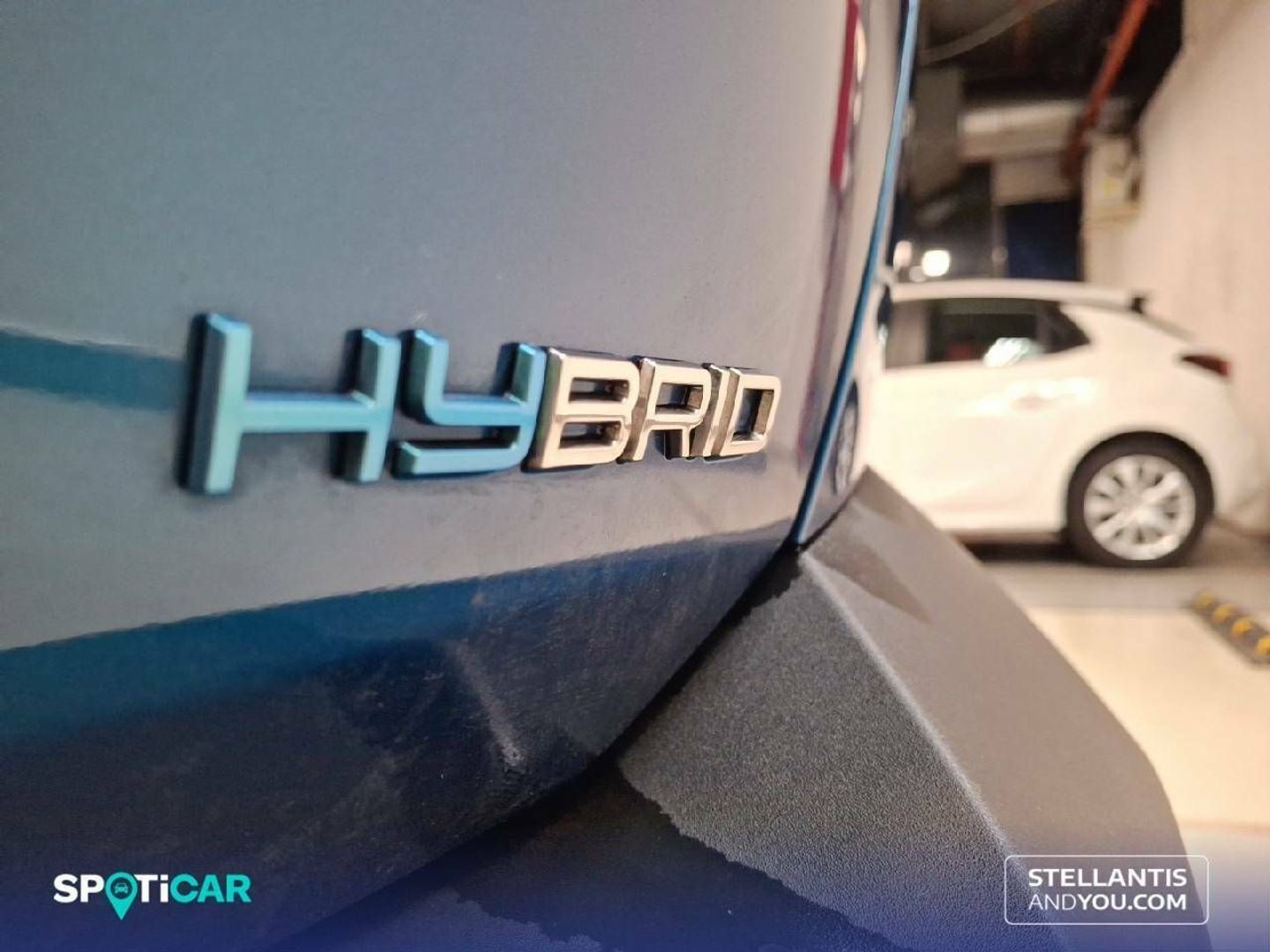 Peugeot 408 PHEV 225 GT e-EAT8 165 kW (224 CV)