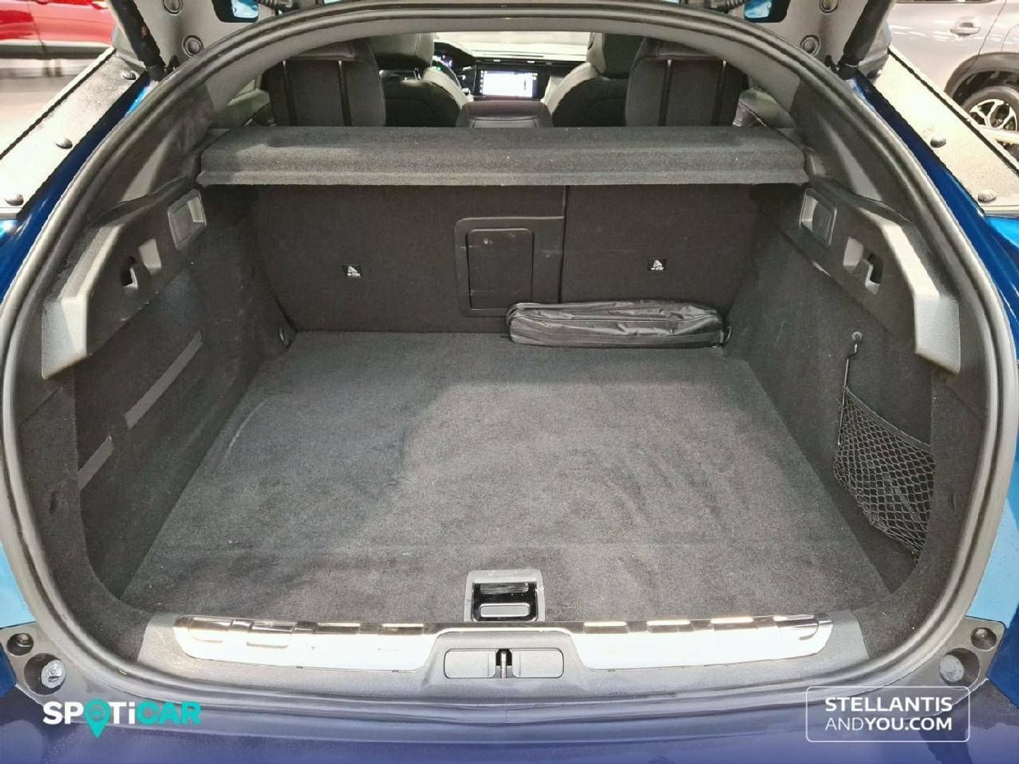 Peugeot 408 PHEV 225 GT e-EAT8 165 kW (224 CV)