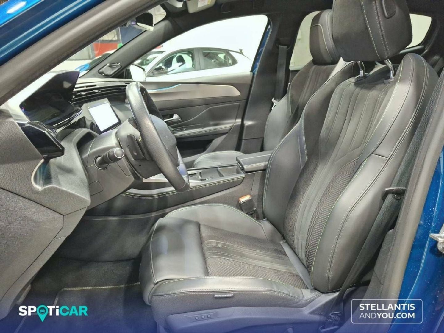 Peugeot 408 PHEV 225 GT e-EAT8 165 kW (224 CV)