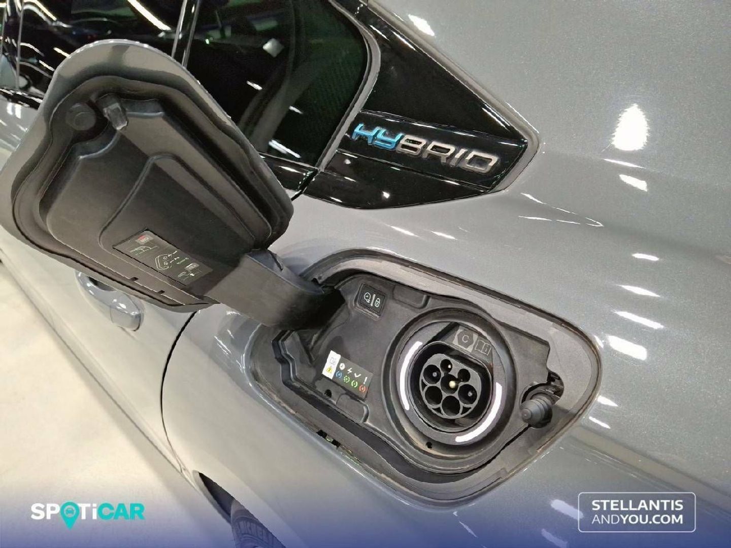 Peugeot 508 Hybrid 225 GT e-EAT8 165 kW (225 CV)