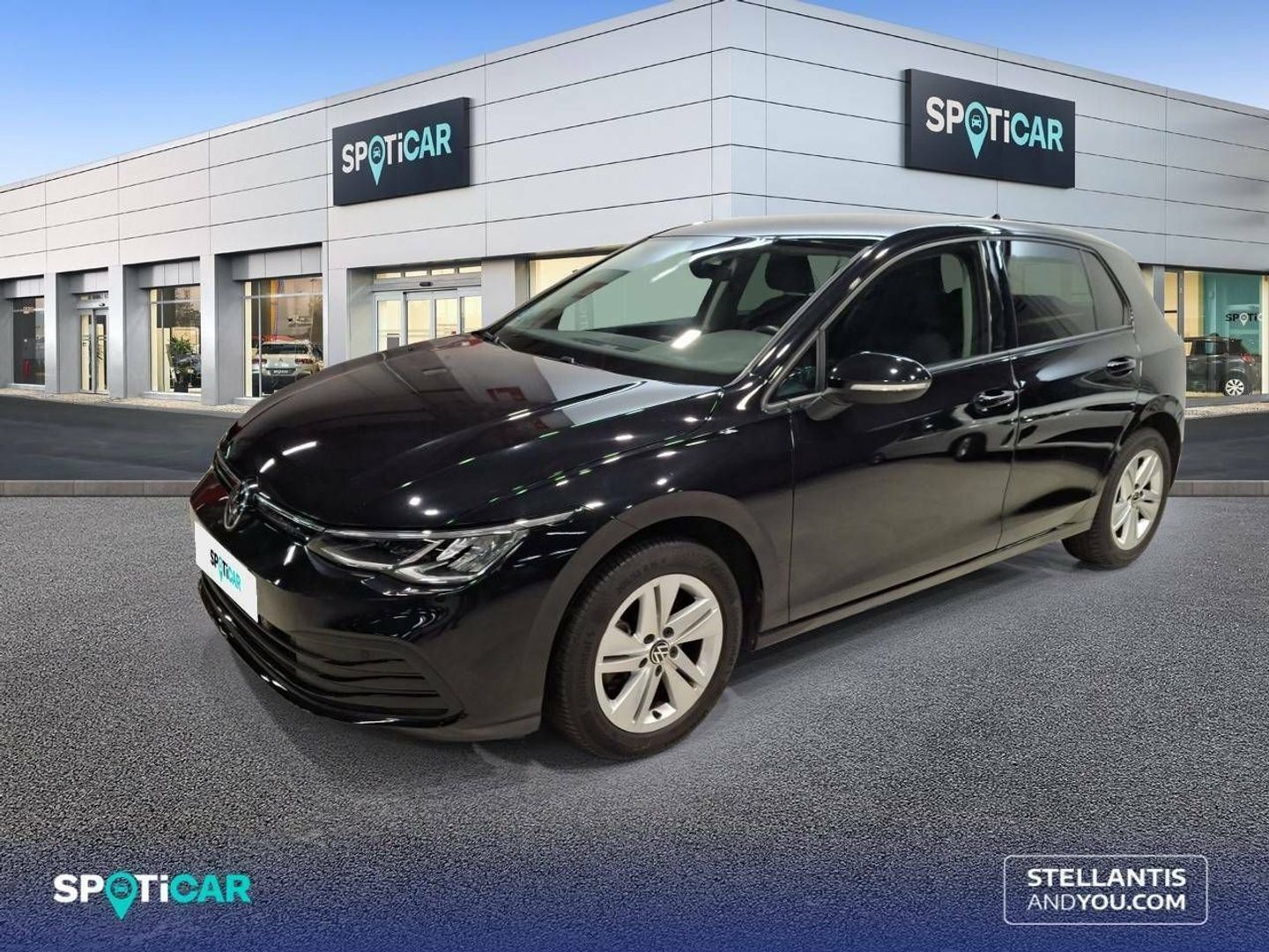 Volkswagen Golf Life 1.0 TSI 81 kW (110 CV) Negro Compact