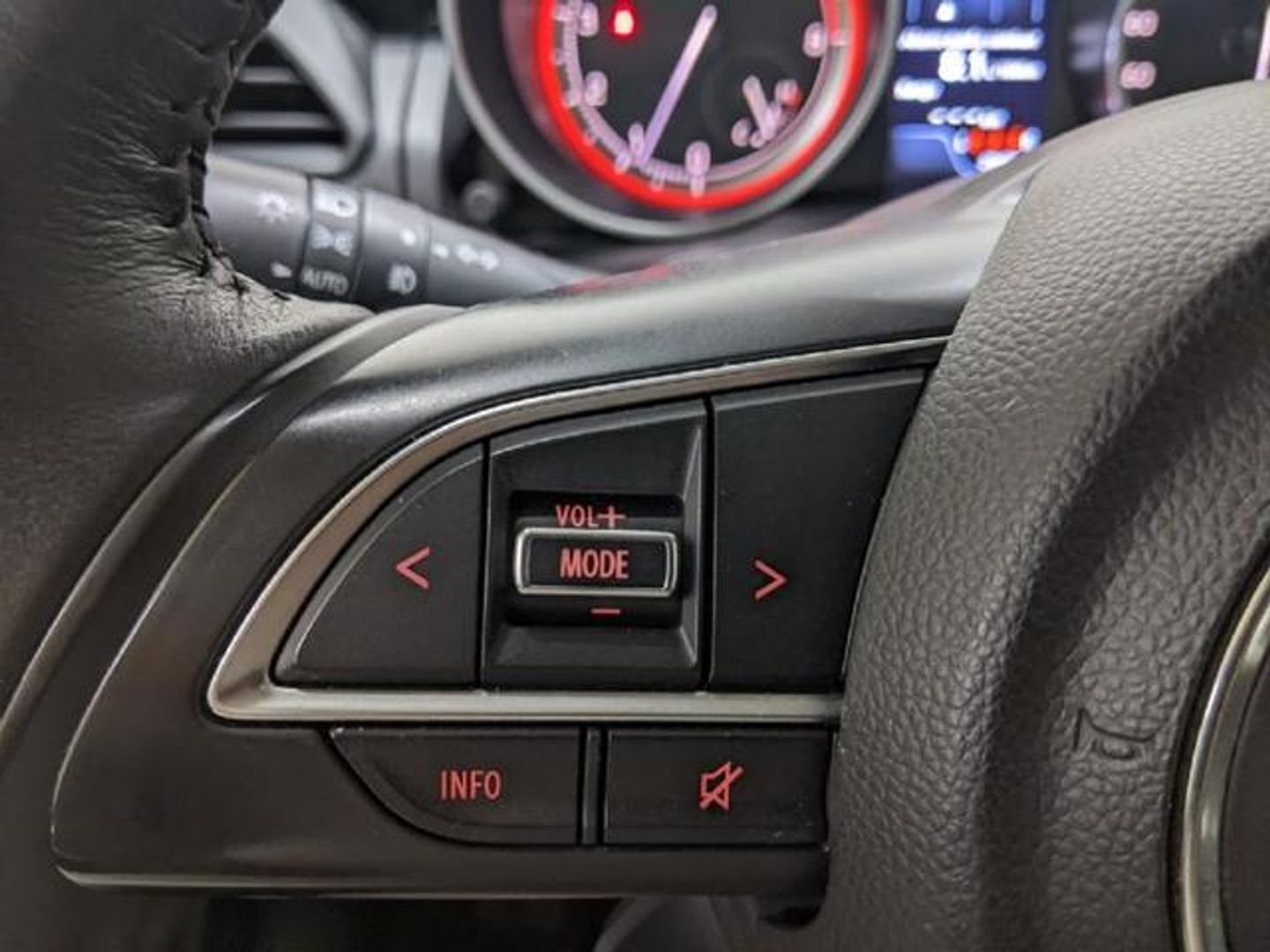 Suzuki Swift 1.2 GLE Mild Hybrid 61 kW (83 CV)