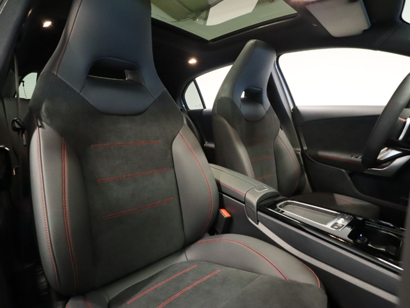 Mercedes-Benz Clase A Compacto A 250 e EQ 160 kW (218 CV)