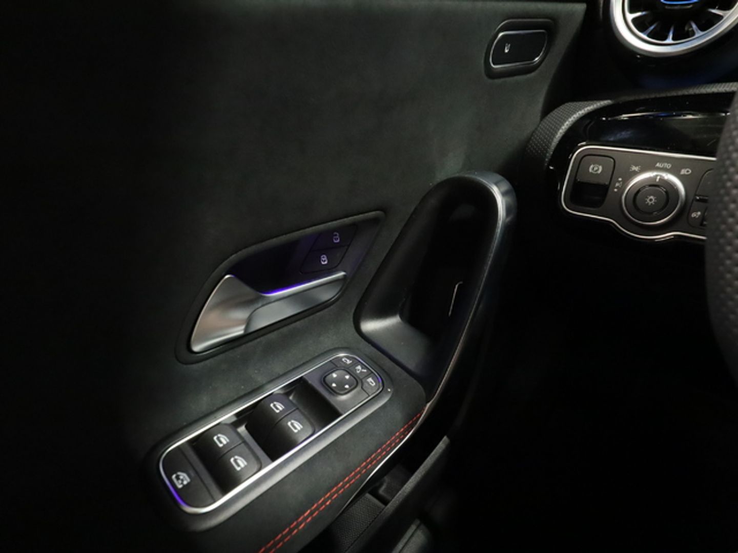 Mercedes-Benz Clase A Compacto A 250 e EQ 160 kW (218 CV)