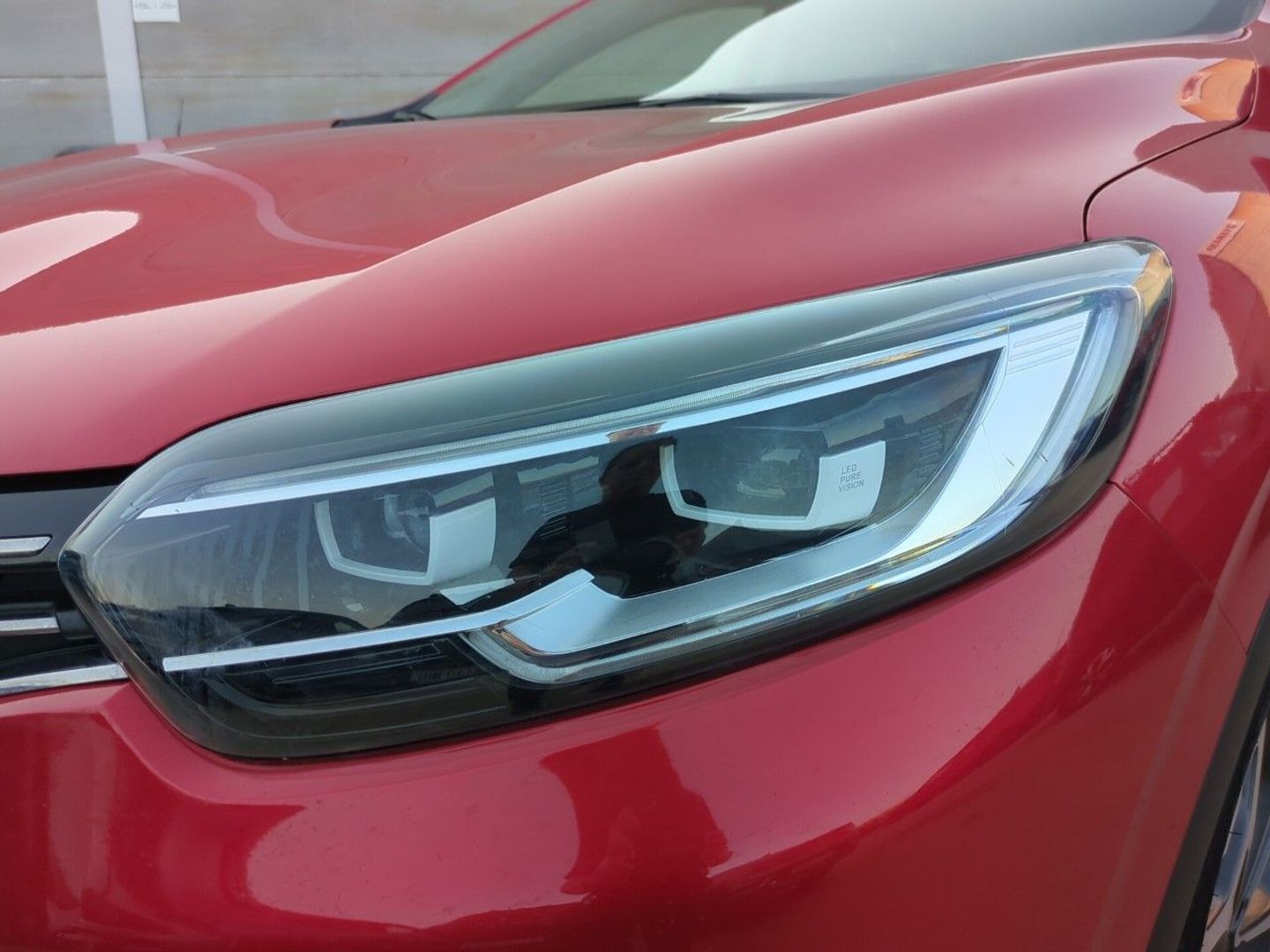Renault Kadjar Techno TCe GPF 103 kW (140 CV) Rojo Sedan