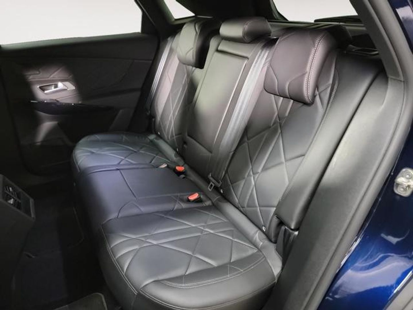 DS DS7 Crossback BlueHDi 130 Rivoli Auto 96 kW (130 CV)