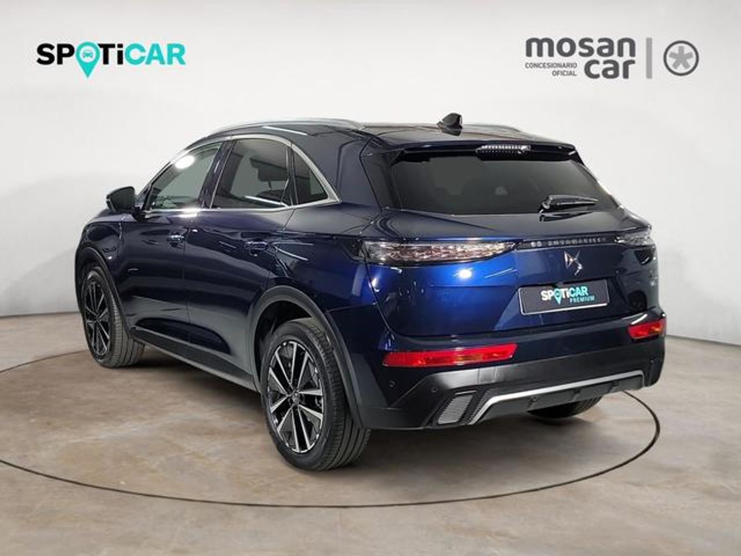 DS DS7 Crossback BlueHDi 130 Rivoli Auto 96 kW (130 CV)