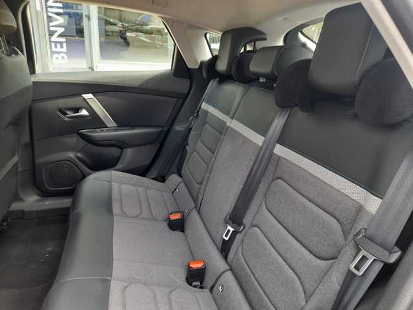 Citroen C4 PureTech 130 S&S Plus EAT8 96 kW (131 CV)
