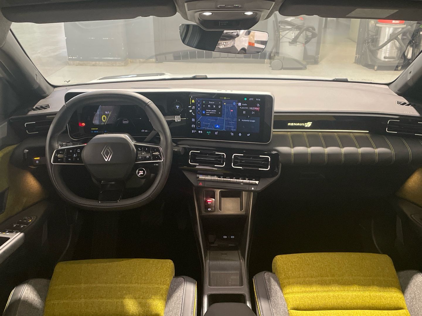 Renault 5 E-Tech Iconic Cinq Autonomía Confort 110 kW (150 CV)