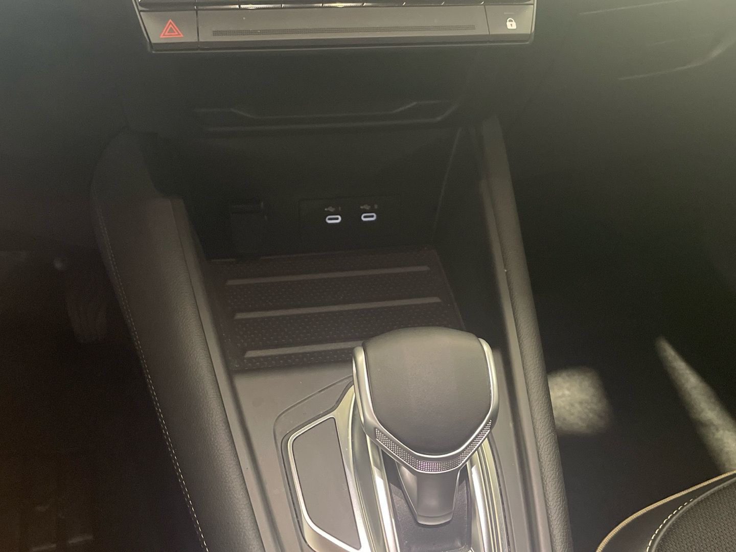 Renault Symbioz Iconic E-Tech full hybrid 105kW 107 kW (145 CV)