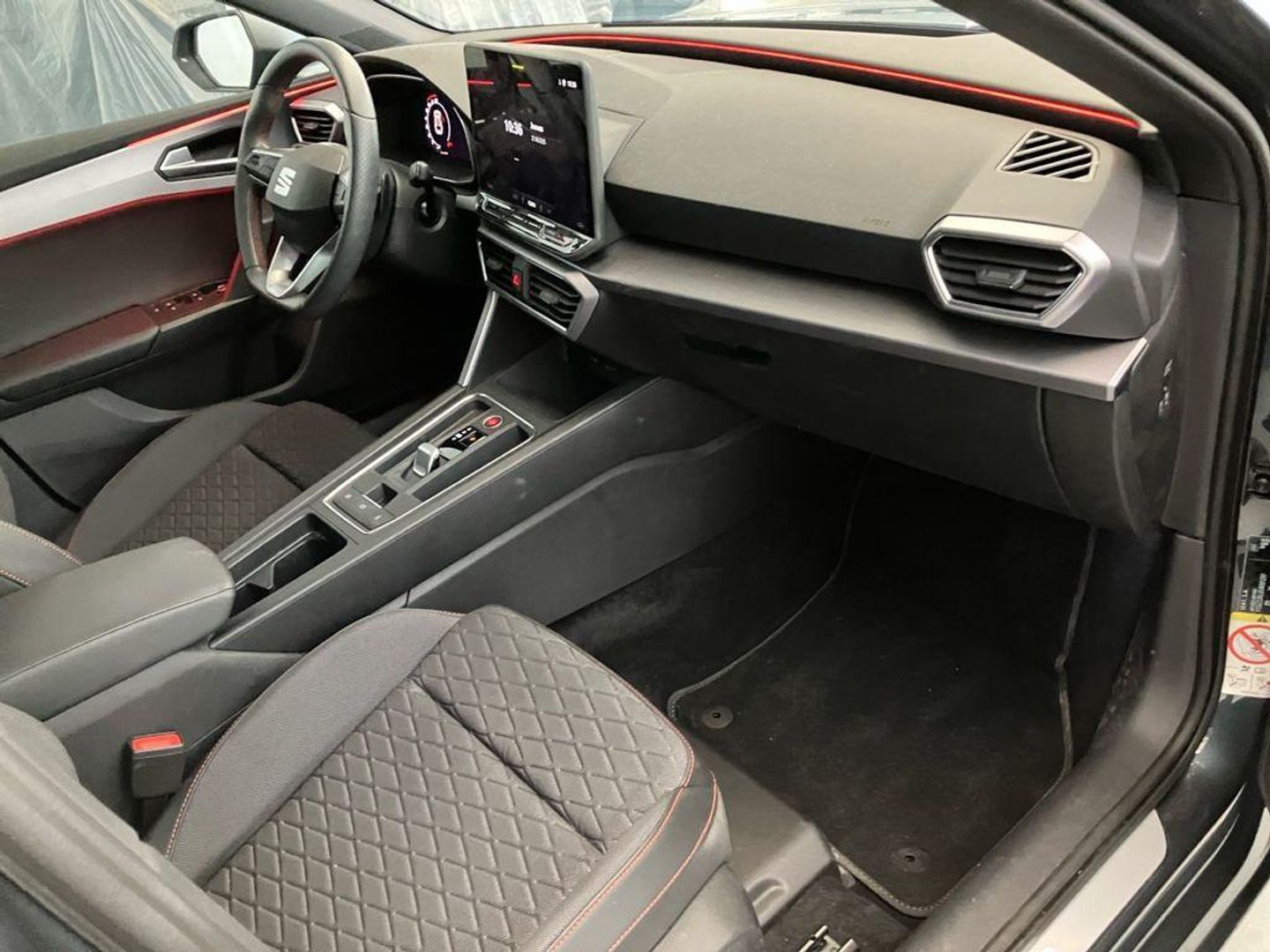 SEAT León 1.5 eTSI S&S FR Special Edition DSG 110 kW (150 CV)