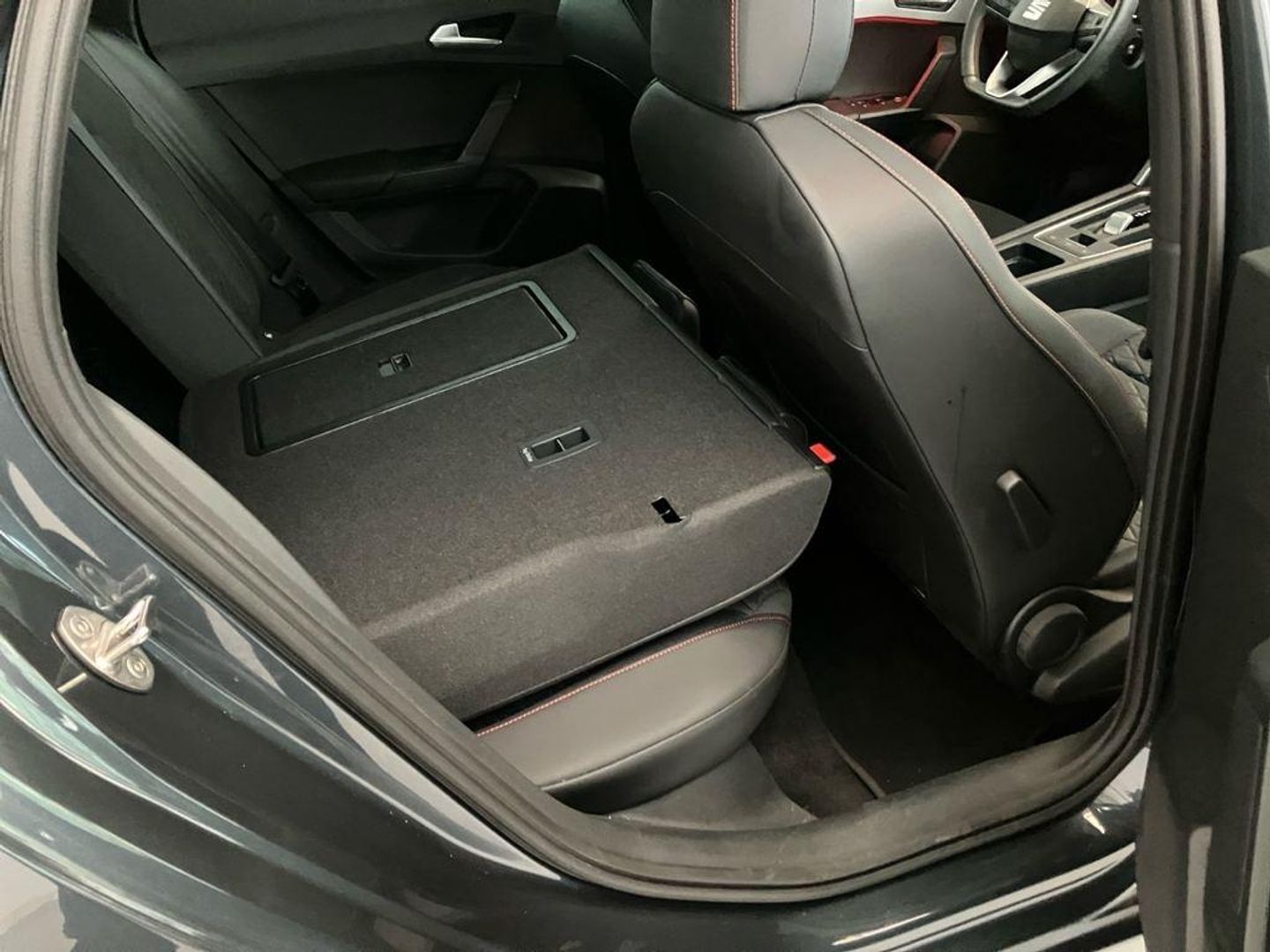 SEAT León 1.5 eTSI S&S FR Special Edition DSG 110 kW (150 CV)
