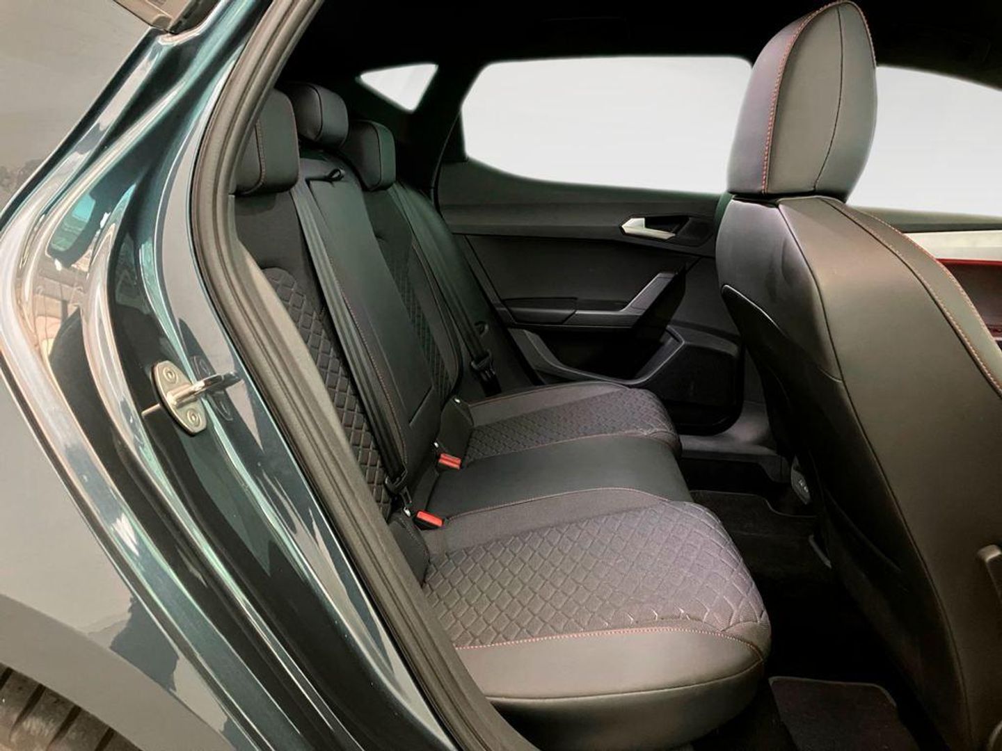 SEAT León 1.5 eTSI S&S FR Special Edition DSG 110 kW (150 CV)