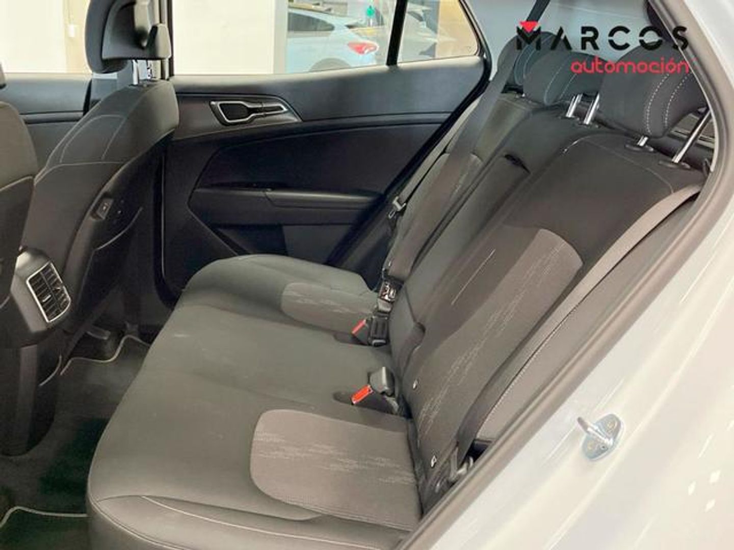 Kia Sportage 1.6 T-GDi HEV Drive 4x2 169 kW (230 CV)