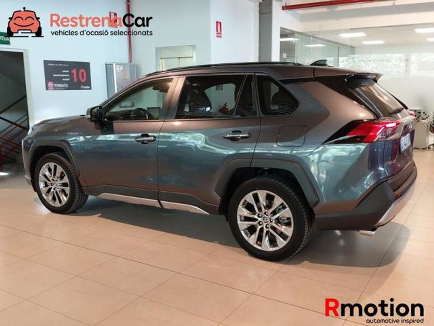 Toyota Rav4 2.5l hybrid Luxury 4WD 163 kW (222 CV)