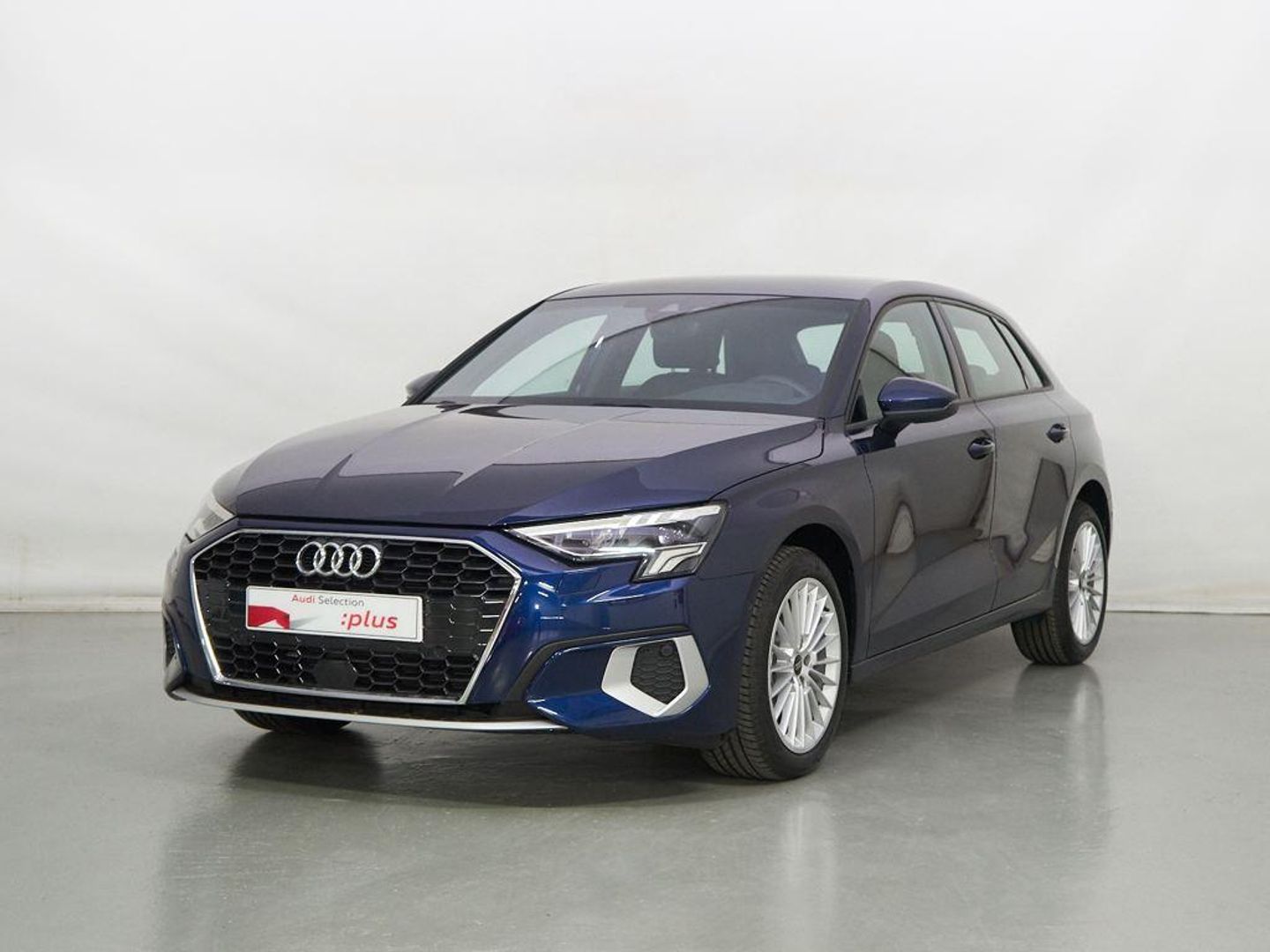 Audi A3 Sportback Advanced 30 TFSI 81 kW (110 CV) Azul Compact