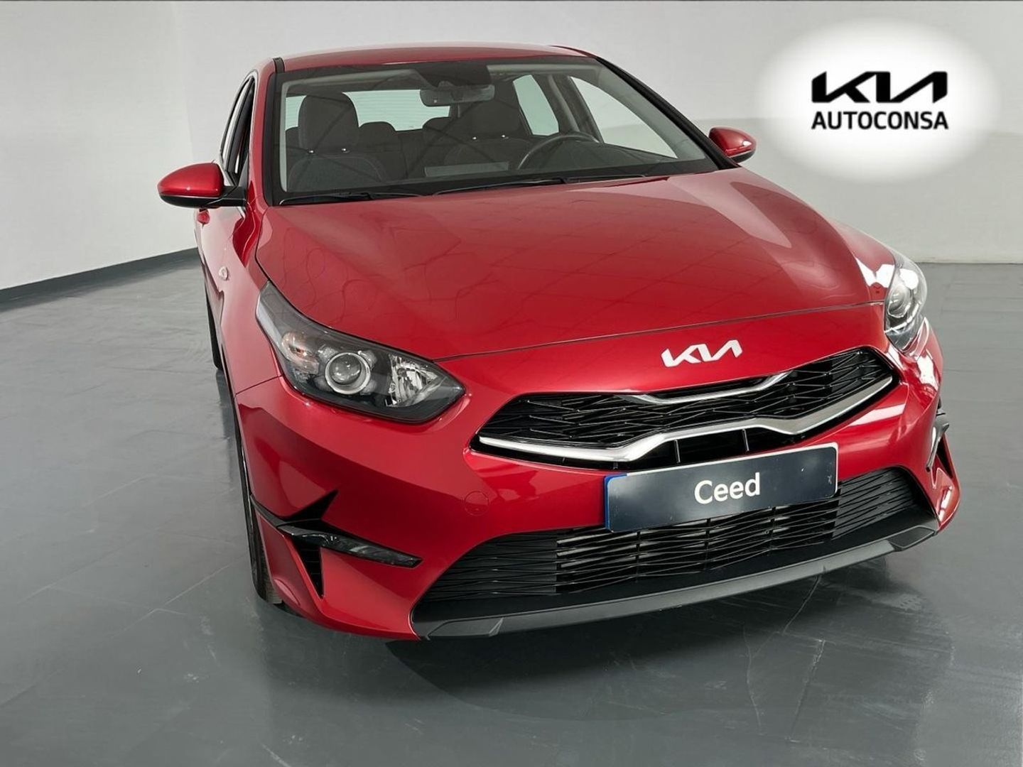 Kia Ceed 1.0 MHEV Drive DCT 88 kW (120 CV) Rojo Compact