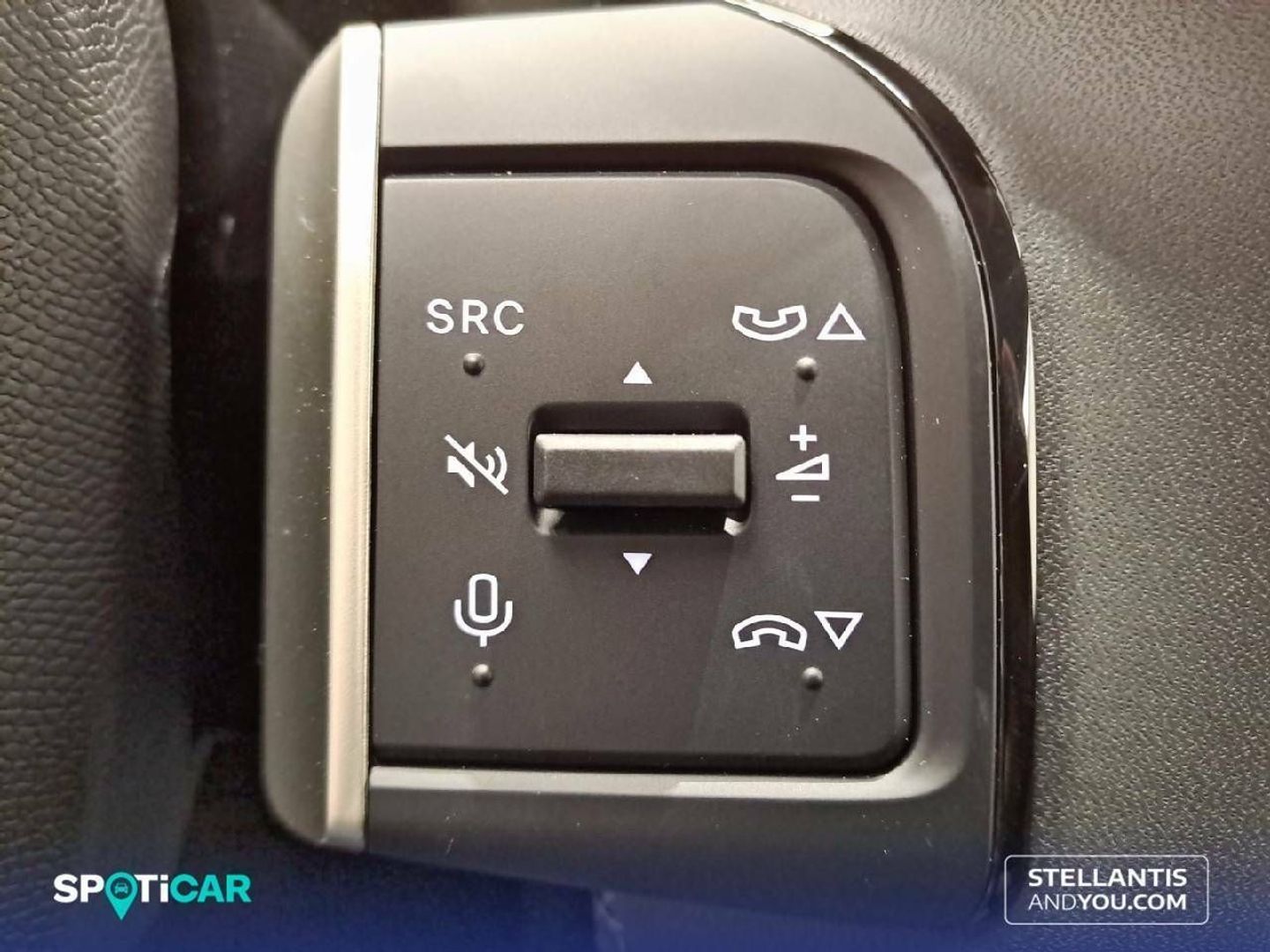 Citroen C3 Aircross PureTech 100 S&S Plus 74 kW (100 CV)