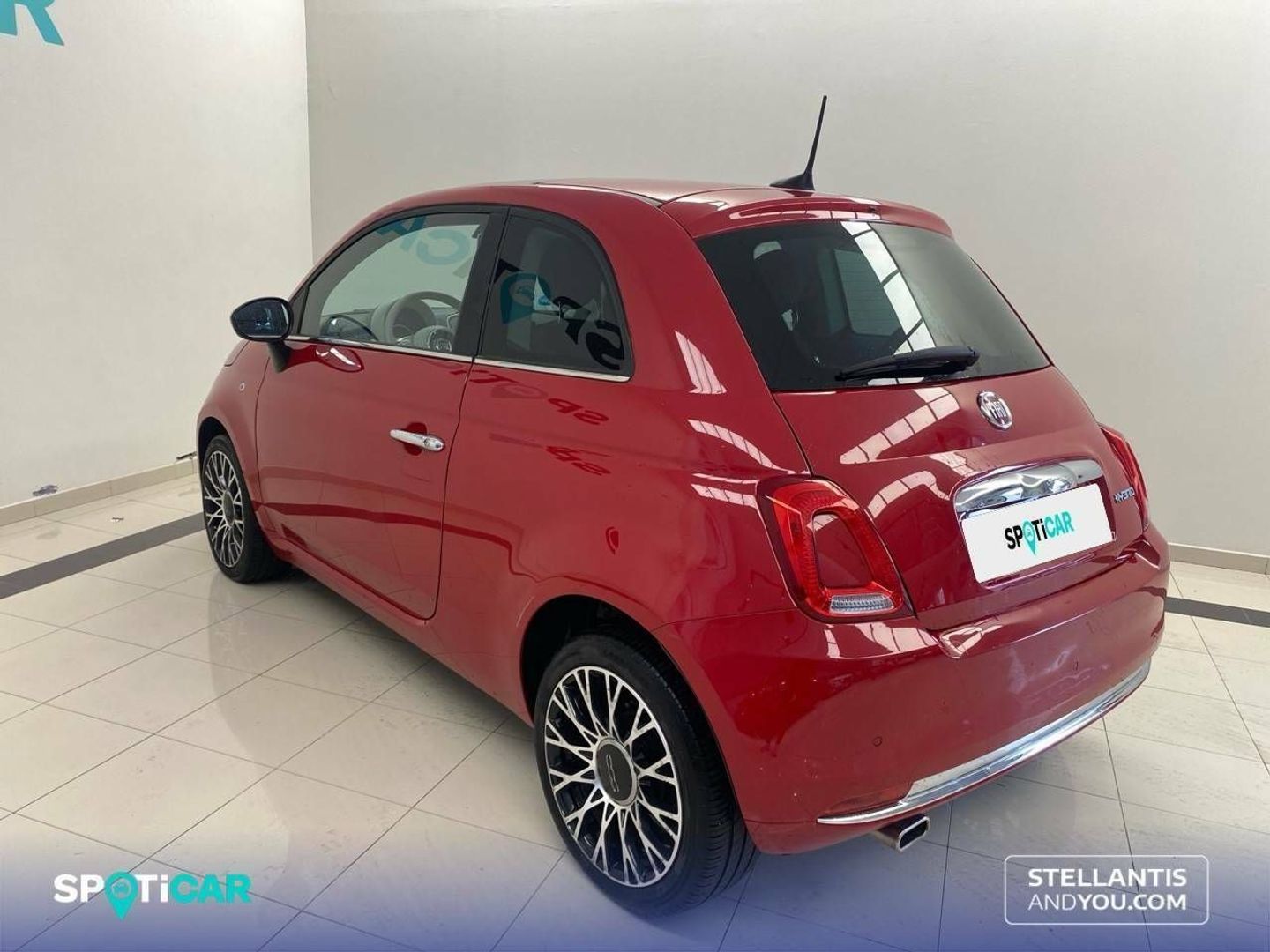 Fiat 500 1.0 Hybrid Dolcevita 51 kW (70 CV)