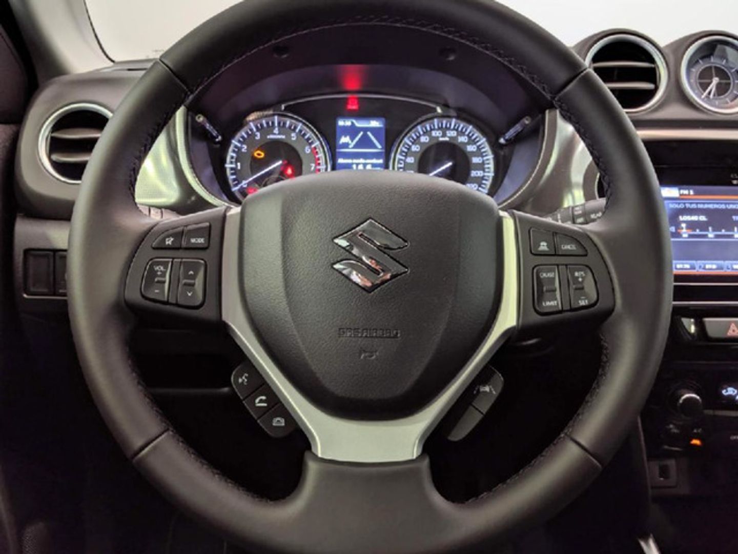 Suzuki Vitara 1.4 Turbo Mild Hybrid GLX 95 kW (129 CV)
