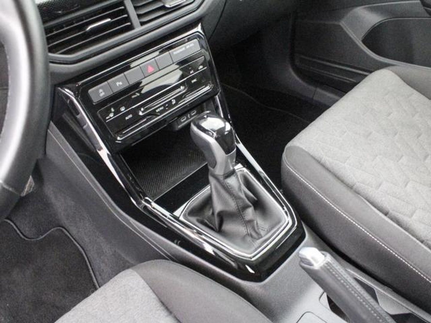Volkswagen T-Cross Life 1.0 TSI 85 kW (116 CV) DSG