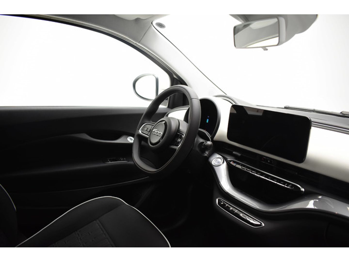 Fiat 500 Electrico Monotrim 320km 87 kW (118 CV)