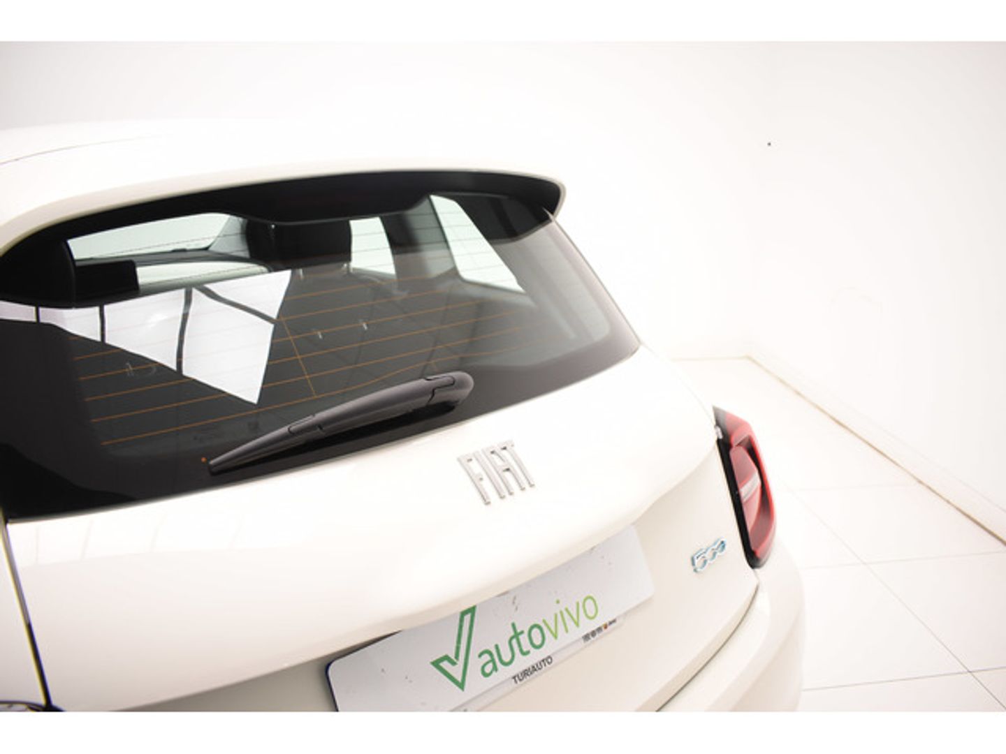 Fiat 500 Electrico Monotrim 320km 87 kW (118 CV)