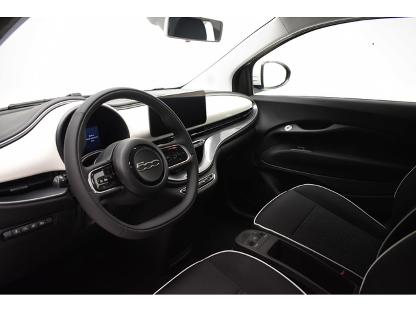 Fiat 500 Electrico Monotrim 320km 87 kW (118 CV)
