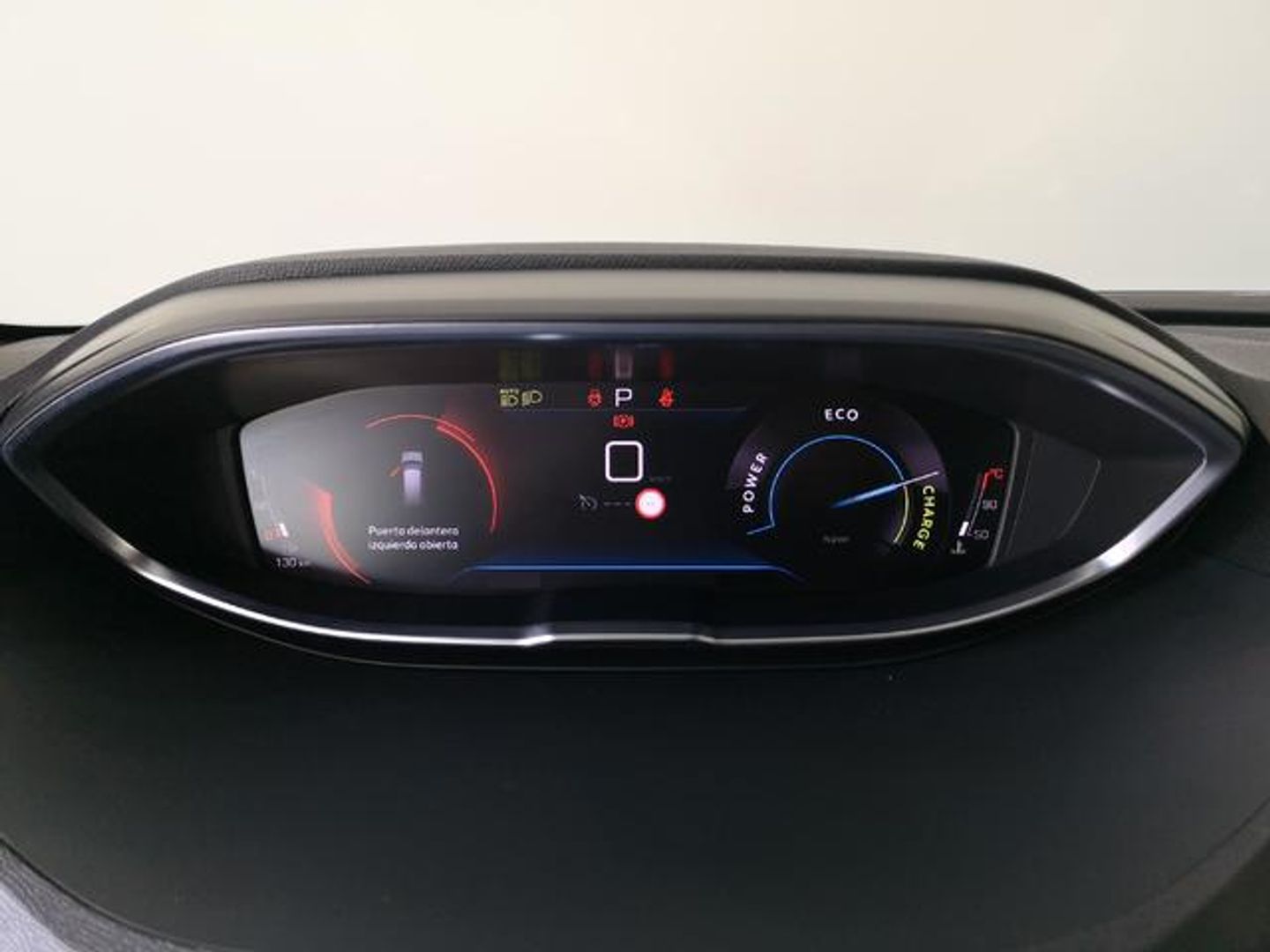 Peugeot 5008 Hybrid 1.2 Allure Pack eDCS6 100 kW (136 CV)