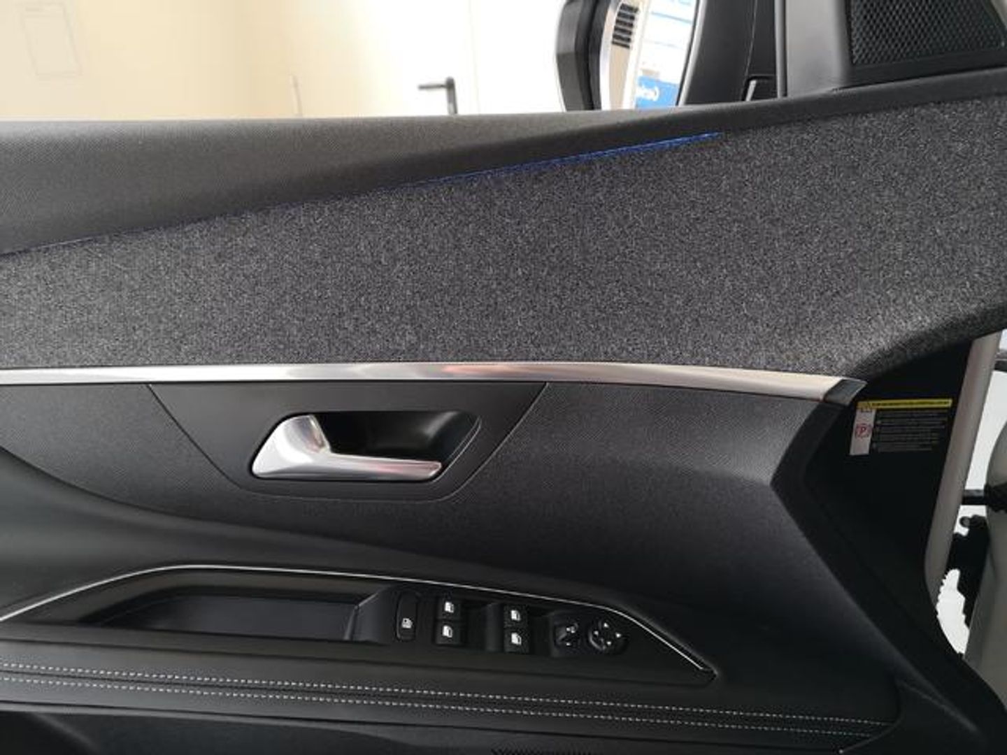 Peugeot 5008 Hybrid 1.2 Allure Pack eDCS6 100 kW (136 CV)