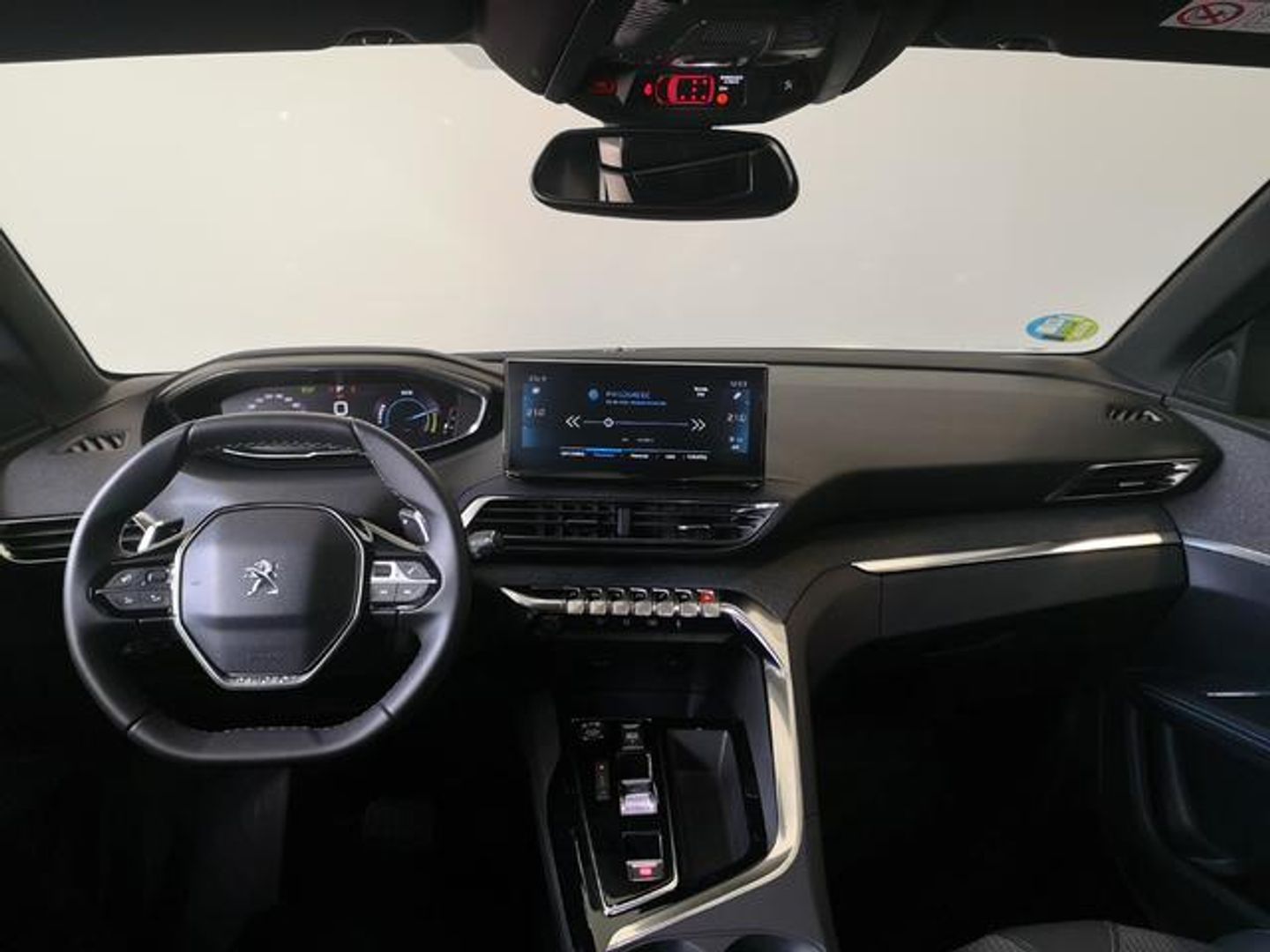 Peugeot 5008 Hybrid 1.2 Allure Pack eDCS6 100 kW (136 CV)